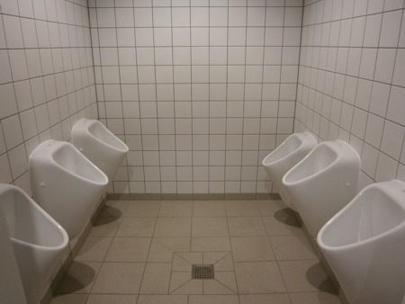 Ökonal wasserloses Urinal Typ 2800 Praxisbeispiel 1